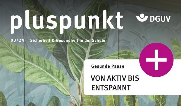 Titelbild des Magazins pluspunkt, Ausgabe 3/2024. Motiv: Drei Lehrkräfte sitzen auf einem Sofa und machen Pause.